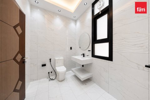 Villa en Al Barsha, Dubai, 4 dormitorios, 929 m², № 137891 - foto 8