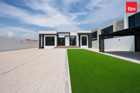 Villa en Al Barsha, Dubai, 4 dormitorios, 929 m², № 137891 - foto 2