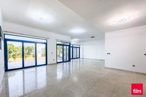 Villa à Palm Jumeirah, Dubai, 5 chambres, 313.9 m², № 111435 - photo 3