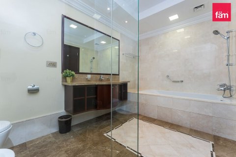 Apartment in Palm Jumeirah, Dubai 1 bedroom, 103.5 sq.m. № 123366 - photo 17