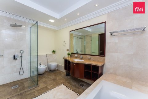 Apartment in Palm Jumeirah, Dubai 1 bedroom, 103.5 sq.m. № 123366 - photo 9