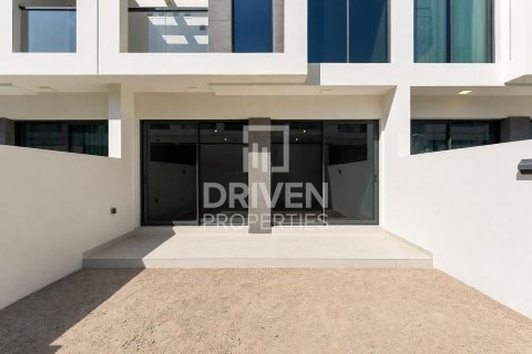 تاون هاوس في Trump Estates, داماك هيلز (أكويا باي داماك), دبي 4 غرف نوم, 180.05 م² رقم 134240 - صورة 3
