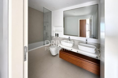 Apartamento en Umm Suqeim 3, Umm Suqeim, Dubai, 2 dormitorios, 121.7 m², № 134245 - foto 4