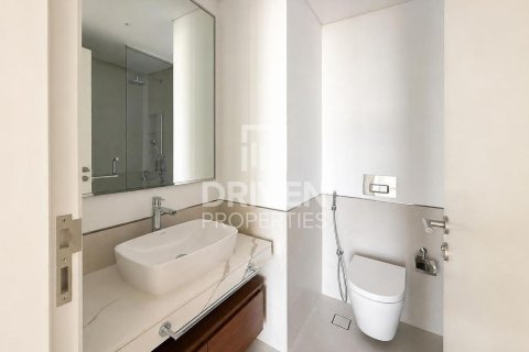 Apartamento en Umm Suqeim 3, Umm Suqeim, Dubai, 2 dormitorios, 121.7 m², № 134245 - foto 3