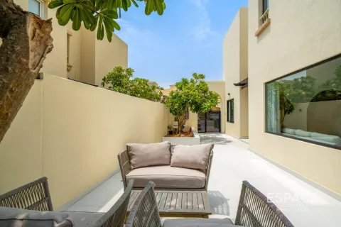 فيلا في Springs 12, The Springs, دبي 3 غرف نوم, 281 م² رقم 122321 - صورة 20