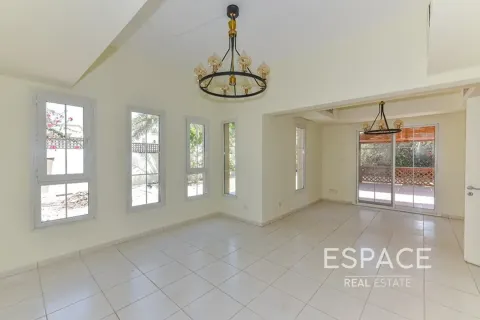 Villa à The Springs, Dubai, 3 chambres, 245 m², № 122318 - photo 14