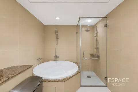 Купить квартиру в Дубай Марине, Дубай: 3 спальни, 238м², № 122316 - фото 10