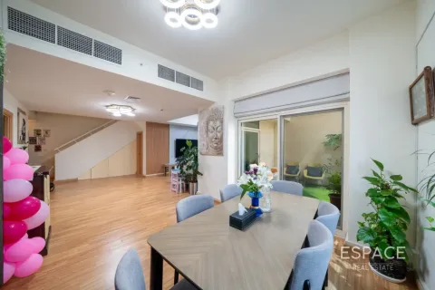 Купить квартиру в Дубай Марине, Дубай: 3 спальни, 238м², № 122316 - фото 16