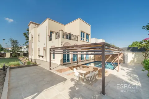 Villa in Jumeirah Village Triangle, Dubai 3 bedrooms, 362 sq.m. № 122317