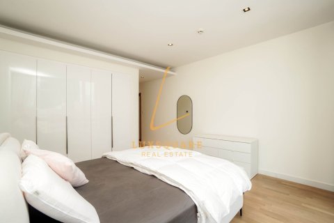 Apartment in Al Wasl, Dubai 2 bedrooms, 177 sq.m. № 139302 - photo 19