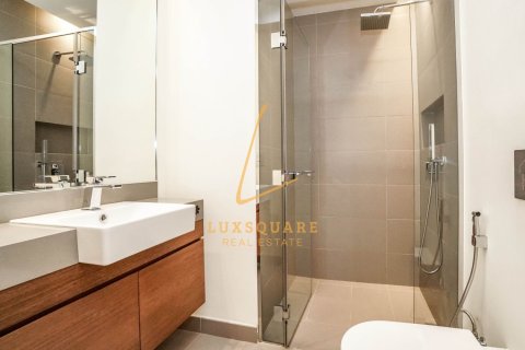 Apartment in Al Wasl, Dubai 2 bedrooms, 177 sq.m. № 139302 - photo 21