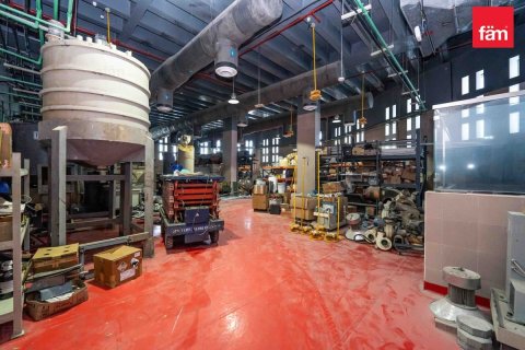Magasin à Al Furjan, Dubai, 202 m², № 77738