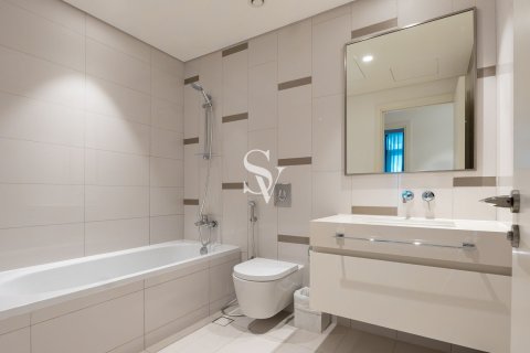 Apartment in EMAAR Beachfront, Dubai Harbour, Dubai 2 bedrooms, 106 sq.m. № 105590 - photo 17