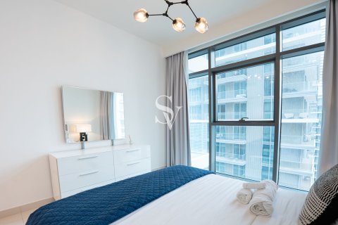 Apartment in EMAAR Beachfront, Dubai Harbour, Dubai 2 bedrooms, 106 sq.m. № 105590 - photo 5