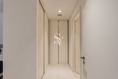 Apartment in EMAAR Beachfront, Dubai Harbour, Dubai 2 bedrooms, 106 sq.m. № 105590 - photo 11
