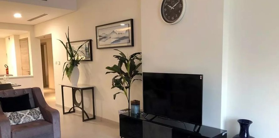 Apartment in Mirdif, Dubai 3 bedrooms, 184 sq.m. № 30538