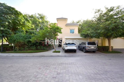 Villa in Dubai Sports City, Dubai 4 bedrooms, 350 sq.m. № 43255 - photo 2