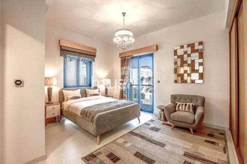 Townhouse in Palm Jumeirah, Dubai 5 bedrooms, 327 sq.m. № 44770 - photo 17