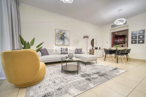 Apartment in Old Town, Dubai 1 bedroom, 94 sq.m. № 44776 - photo 3