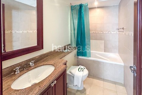 Apartment in Old Town, Dubai 1 bedroom, 94 sq.m. № 44776 - photo 14