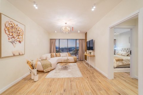 Appartement à Dubai, 2 chambres, 119.28 m², № 37656