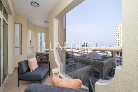 Снять в аренду квартиру в Shoreline Apartments, Пальма Джумейра, Дубай: 2 спальни, 147м², № 46288 - фото 24