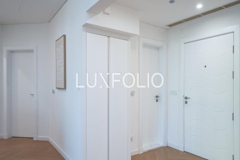 Снять в аренду квартиру в Shoreline Apartments, Пальма Джумейра, Дубай: 2 спальни, 147м², № 46288 - фото 11