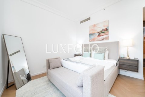 Снять в аренду квартиру в Shoreline Apartments, Пальма Джумейра, Дубай: 2 спальни, 147м², № 46288 - фото 12