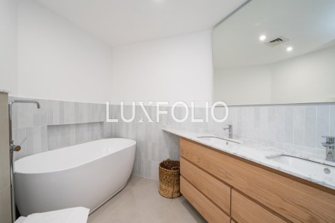 Снять в аренду квартиру в Shoreline Apartments, Пальма Джумейра, Дубай: 2 спальни, 147м², № 46288 - фото 18