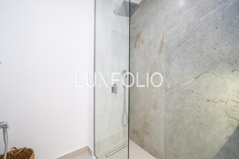 Снять в аренду квартиру в Shoreline Apartments, Пальма Джумейра, Дубай: 2 спальни, 147м², № 46288 - фото 20