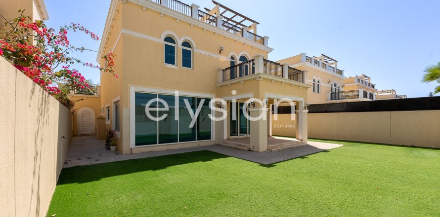 Villa en Legacy Nova Villas, Jumeirah Park, Dubai, 4 dormitorios, 510 m², № 37973