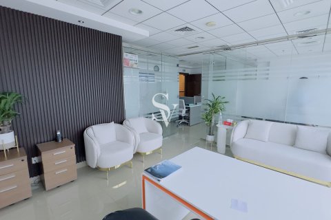 Снять в аренду офис в Бизнес-Бэе, Дубай: 61м², № 113378 - фото 8