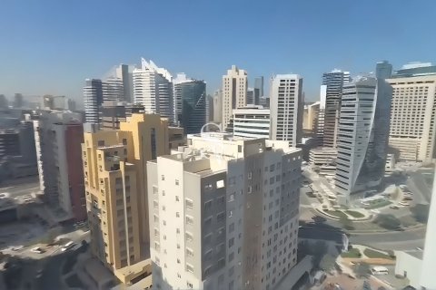 Снять в аренду офис в Barsha Heights (Tecom), Дубай: 102м², № 113377 - фото 6