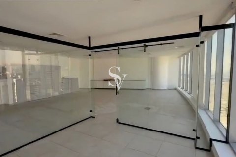 Снять в аренду офис в Barsha Heights (Tecom), Дубай: 102м², № 113377 - фото 8