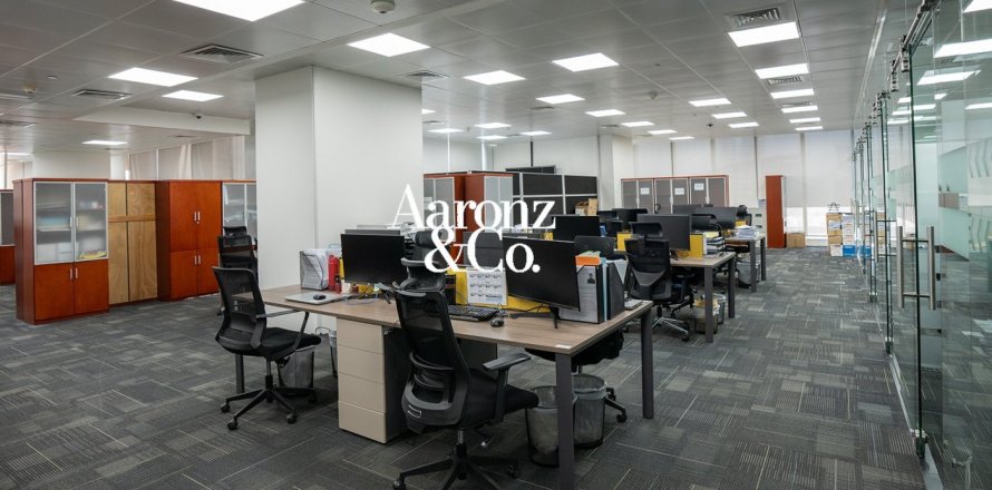 Office in Business Bay, Dubai 564 sq.m. № 115166
