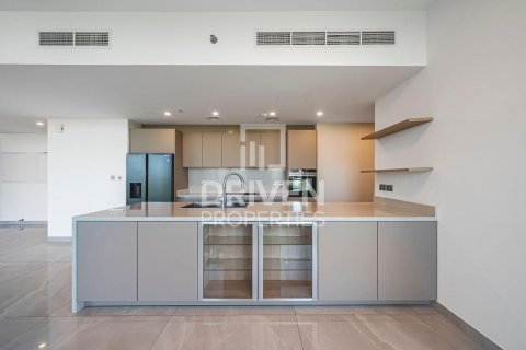 Снять в аренду квартиру в Park Heights, Дубай Хилс Эстейт, Дубай: 3 спальни, 196.21м², № 129381 - фото 2