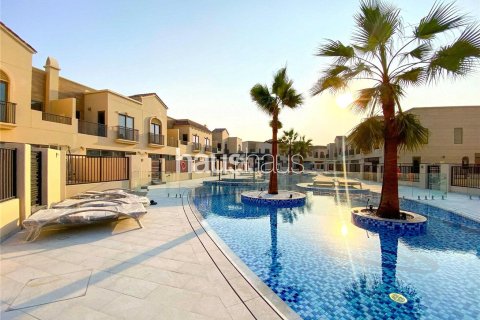 Adosado en Jumeirah Golf Estates, Dubai, 3 dormitorios, 152 m², № 44640 - foto 20