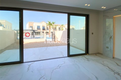 Adosado en Jumeirah Golf Estates, Dubai, 3 dormitorios, 152 m², № 44640 - foto 5