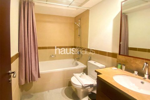 Снять в аренду квартиру в 29 Burj Boulevard, Даунтаун Дубай (Даунтаун Бурдж Дубай), Дубай: 1 спальня, 72м², № 44631 - фото 9
