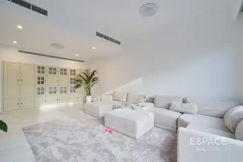 Villa à Dubai Hills Estate, Dubai, 5 chambres, 344 m², № 122468 - photo 3