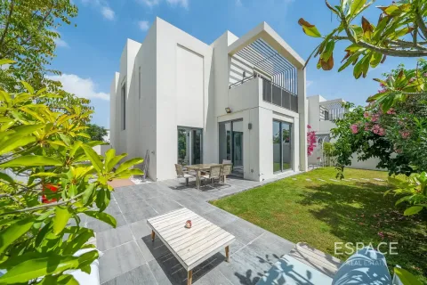 فيلا في EMAAR South, Dubai South (Dubai World Central), دبي 4 غرف نوم, 272 م² رقم 122471