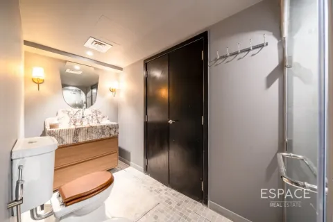 Apartment in Jumeirah Beach Residence, Dubai 2 bedrooms, 200 sq.m. № 122466 - photo 13