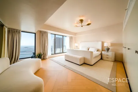 Apartment in Jumeirah Beach Residence, Dubai 2 bedrooms, 200 sq.m. № 122466 - photo 17