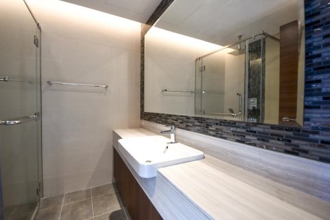 Appartement à Imperial Avenue, Downtown Dubai (Downtown Burj Dubai), Dubai, 2 chambres, 139.45 m², № 137942 - photo 13