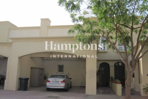 Снять в аренду таунхаус в Springs 6, The Springs, Дубай: 3 спальни, 255.01873500м², № 109921 - фото 4