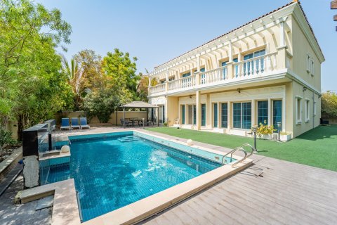 Villa à Jumeirah Village Triangle, Dubai, 5 chambres, 399 m², № 134076