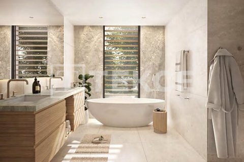 Villa in Dubai Land, Dubai 6 bedrooms, 815 sq.m. № 115341 - photo 25