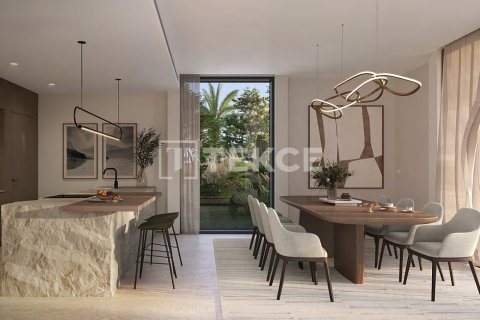 Villa in Dubai Land, Dubai 6 bedrooms, 815 sq.m. № 115341 - photo 21