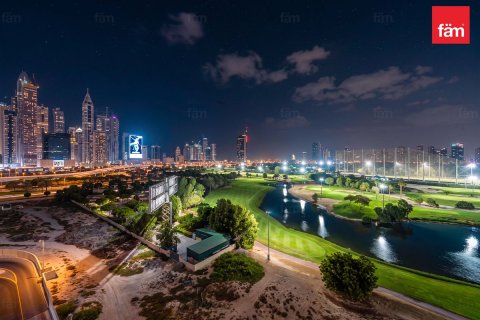 Apartamento en The Hills, Dubai, 3 dormitorios, 165.6 m², № 133181 - foto 2