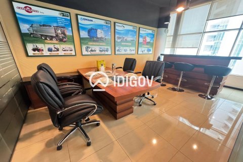 Снять в аренду офис в Бизнес-Бэе, Дубай: 87.14м², № 124647 - фото 4